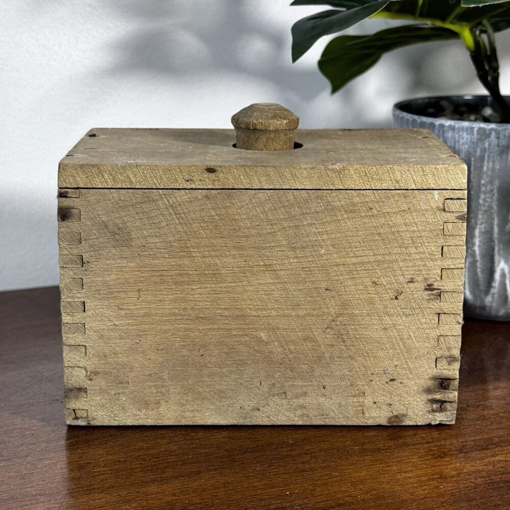 Antique Primitive Wooden Butter Press Mold Plain Dovetail Box Plunger Block